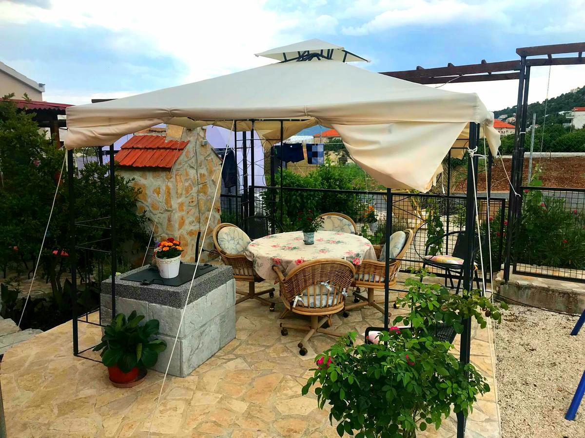 Holiday Home Listesi 1 Trogir Kültér fotó
